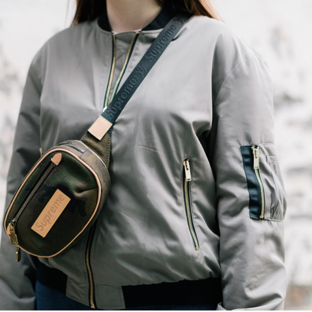 Louis Vuitton x Supreme Bumbag Monogram Camo PM Camo